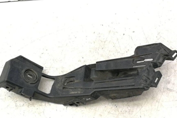 VOLKSWAGEN Golf 5 generation (2003-2009) Aizmugurējā labā bampera stiprinājums 1K6807394 30706667