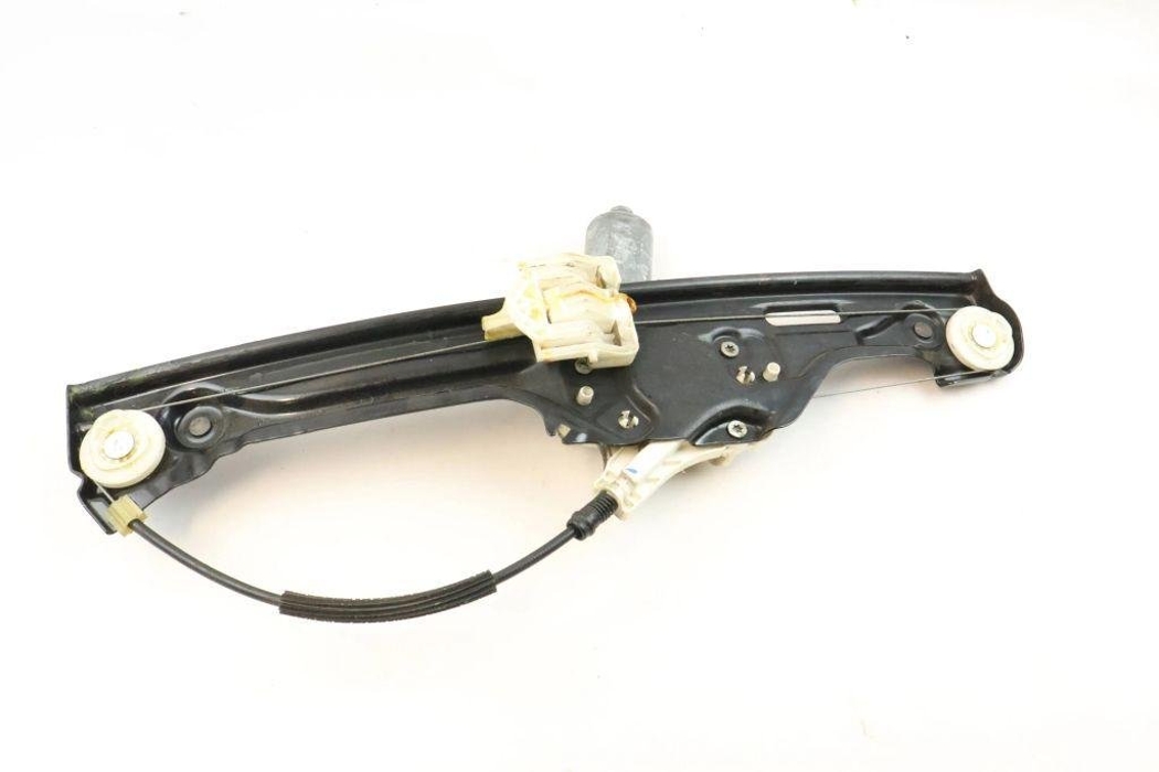 BMW X6 M E71/E72 (2009-2014) Aizmugurējo labo durvju logu pacēlājs 7197304 30965972