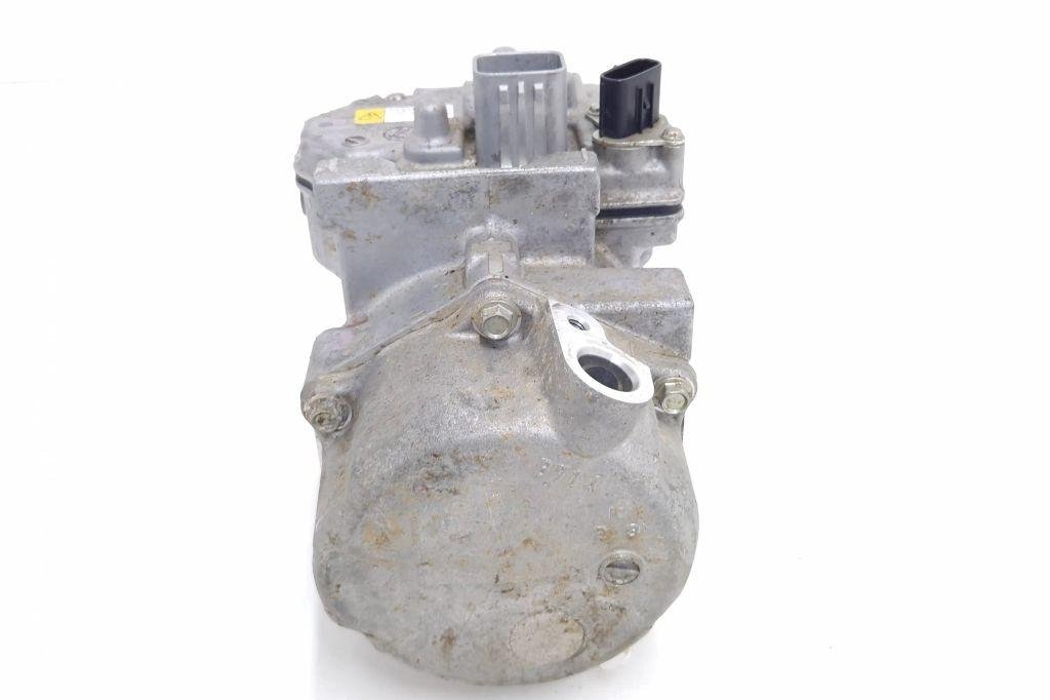 TOYOTA RAV4 5 generation (XA50) (2018-2024) Air Condition Pump 8B06373,0422000533 30548053