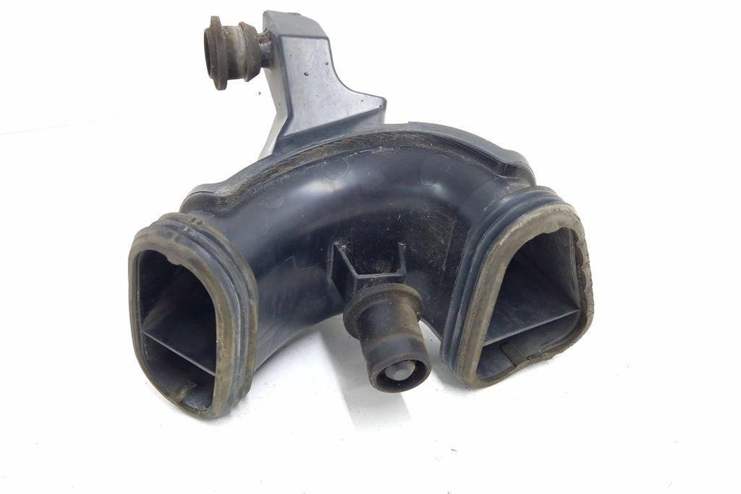 OPEL Zafira C (2012-2016) Gaisa ieplūdes caurule 315875880 30548837