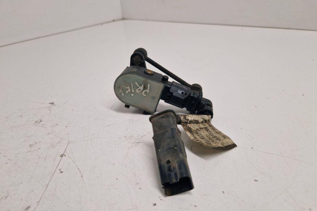 PEUGEOT 508 1 generation (2010-2020) Front Left Level Sensor 9661899180 30570899
