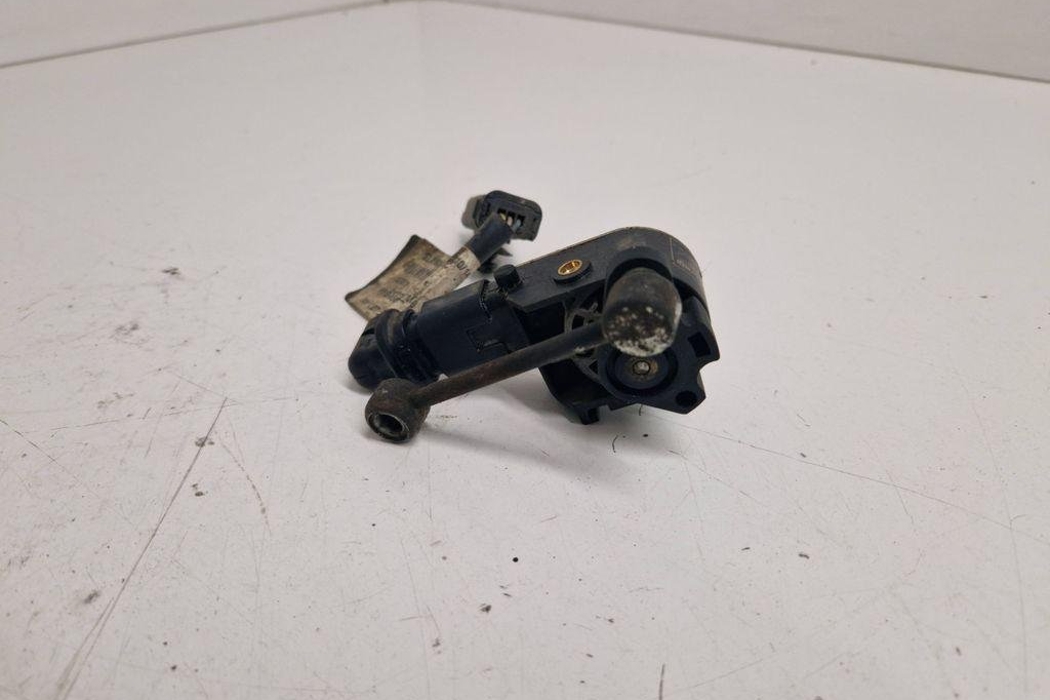 PEUGEOT 508 1 generation (2010-2020) Front Left Level Sensor 9661899180 30570899