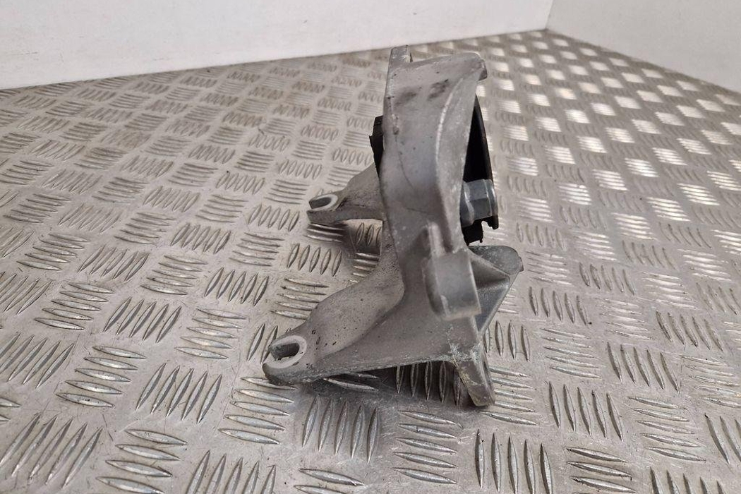 RENAULT Scenic 3 generation (2009-2015) Gearbox Mount Bracket 112221641R 31260311