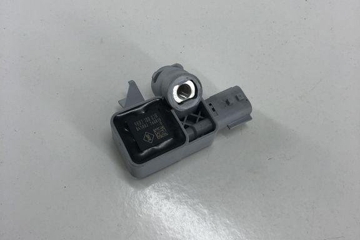 RENAULT Scenic 3 generation (2009-2015) Front Right Impact Sensor 988310002R 30559975