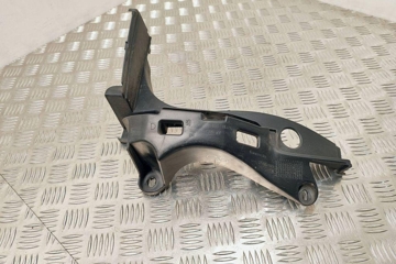 PEUGEOT 3008 1 generation (2010-2016) Aizmugurējā labā bampera stiprinājums 9685552477 30570529