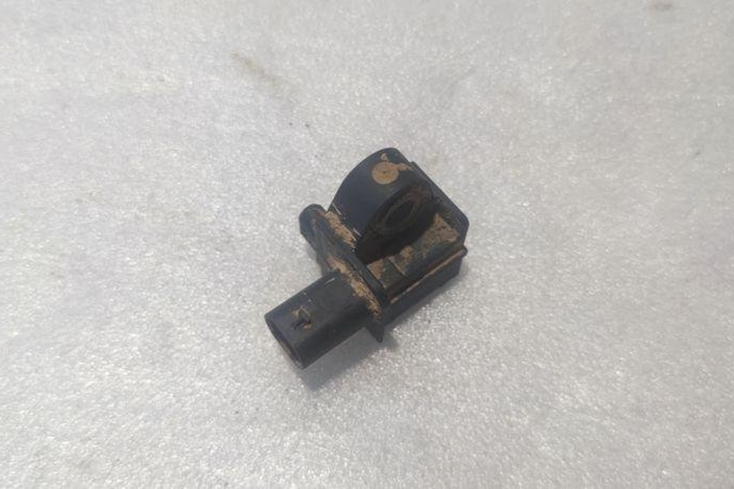 AUDI A3 8V (2012-2020) Front Right Impact Sensor 5Q0959651B 31256451