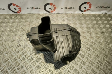 Naudotas (-a) Oro filtro dėžė VOLVO XC70 automobiliams