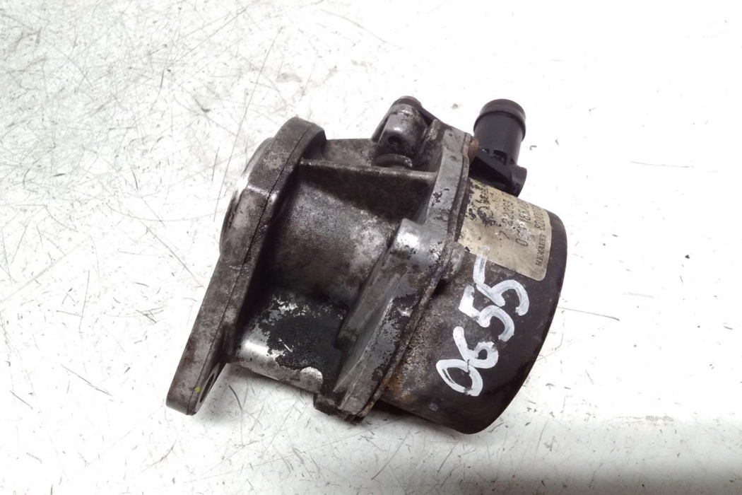 NISSAN Primastar 1 generation (2002-2014) Vacuum Pump 72238908F 27578317