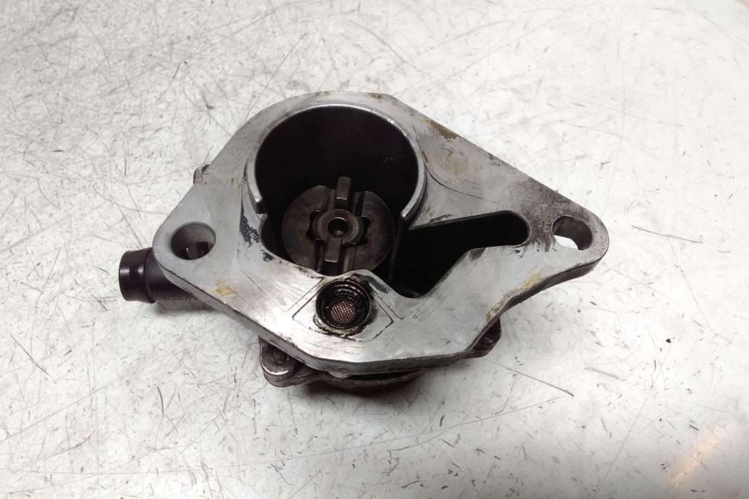 NISSAN Primastar 1 generation (2002-2014) Vacuum Pump 72238908F 27578317