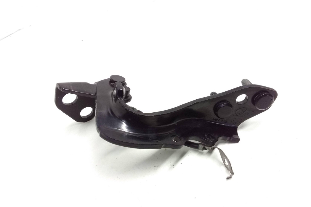 LAND ROVER Range Rover Evoque L538 (1 gen) (2011-2020) Kreisās puses bagāžnieka eņģe GJ3242901 27704611