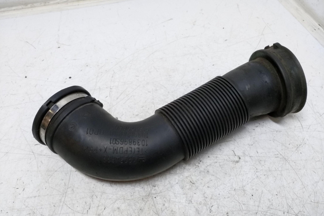 OPEL Astra J (2009-2020) Air Intake Tube 315875880 28532617