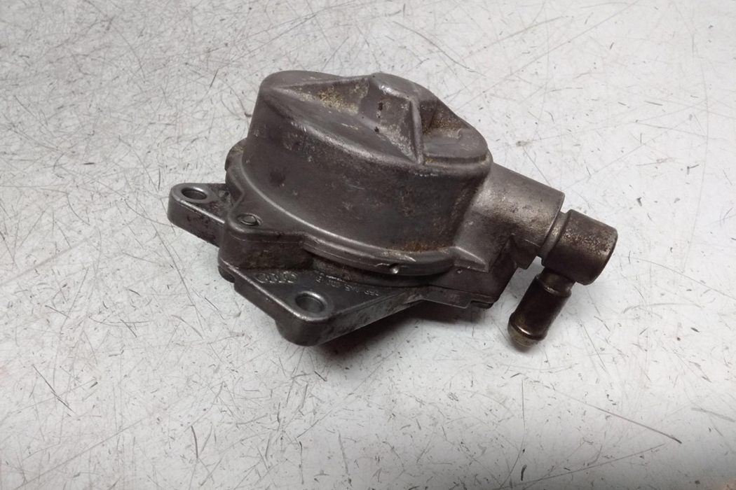 AUDI A6 C5/4B (1997-2004) Vacuum Pump 72218501 28623819