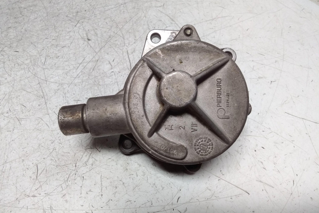 AUDI A6 C5/4B (1997-2004) Vacuum Pump 72218501 28623819