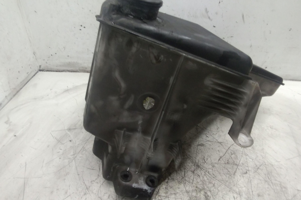 BMW X5 E53 (1999-2006) Window Washer Tank 8252738 28661862