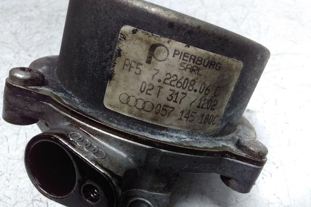 AUDI A6 C5/4B (1997-2004) Vacuum Pump 72260806C 30911373