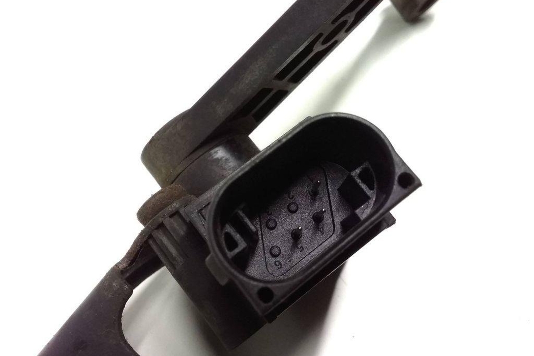LAND ROVER Range Rover Evoque L538 (1 gen) (2011-2020) Front Right Level Sensor BJ323D026AA 31054647