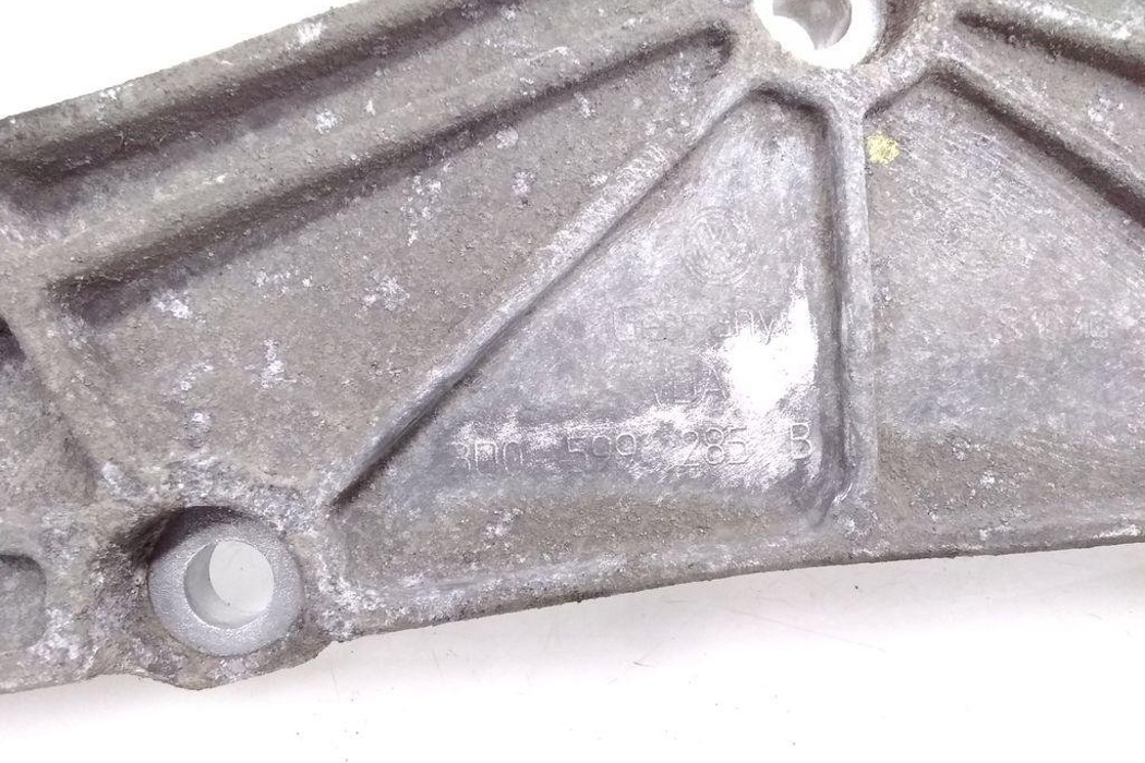BENTLEY Continental Rear differential bracket 3D0599285B 32283458