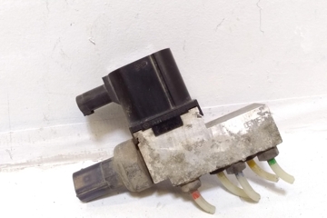 MERCEDES-BENZ CLS-Class C219 (2004-2010) Air Suspension Control Unit A2113200158 27619662