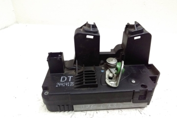 OPEL Astra G (1998-2009) Aizmugurējā labā durvju slēdzene 24414135 27635893