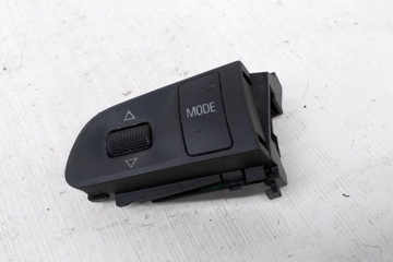 AUDI A3 8P (2003-2013) Stūres pogas/slēdži 4F0951527 27660553
