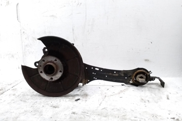 VOLVO V60 1 generation (2010-2020) Aizmugurējā labā riteņa rumba 6G915A968 27665625