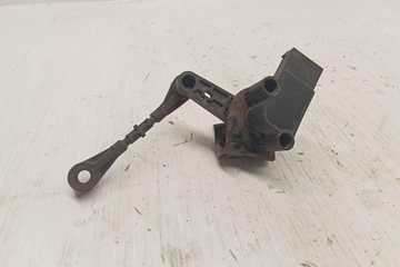 LAND ROVER Range Rover Evoque L538 (1 gen) (2011-2020) Height sensor lever BJ323D026AA 31054646