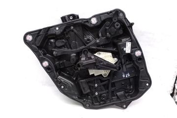 BMW 7 Series G11/G12 (2015-2023) Aizmugurējo kreiso durvju logu pacēlājs 7479065 32184008