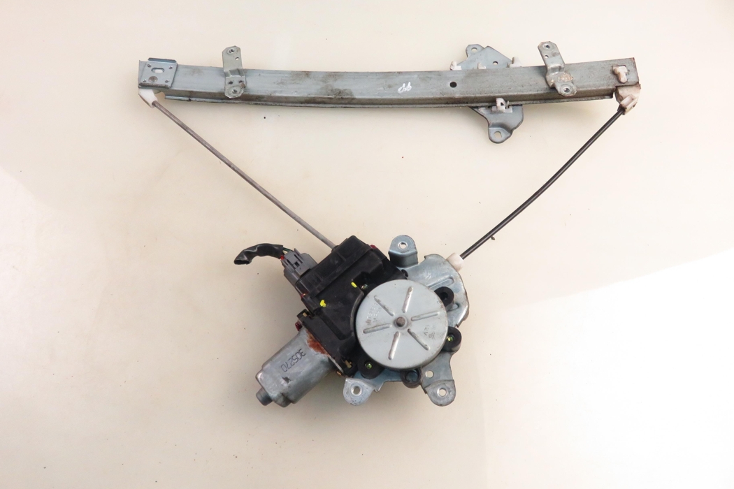 MITSUBISHI Outlander 1 generation (2001-2008) Front Right Door Window Regulator MR573886RH 30768892