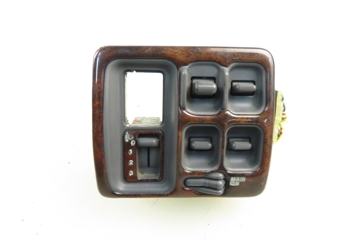 HONDA CR-V 1 generation (1995-2001) Priekšējo kreiso durvju logu pacēlāja slēdži M17432 32007274
