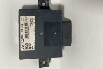 VOLKSWAGEN Passat B7 (2010-2015) Power Distribution Box 3AA919041 30670484