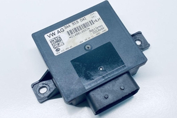 VOLKSWAGEN Passat B6 (2005-2010) Power Distribution Box 3AA919041 30687214