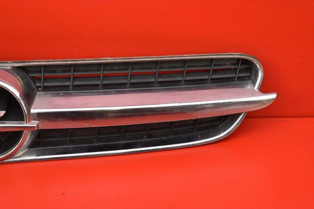 OPEL Vectra C (2002-2005) Ārējā gaisa ventilācijas reste 13103966 22088754