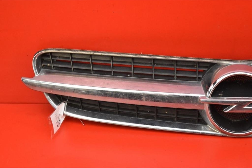 OPEL Vectra C (2002-2005) Ārējā gaisa ventilācijas reste 13103966 22088754