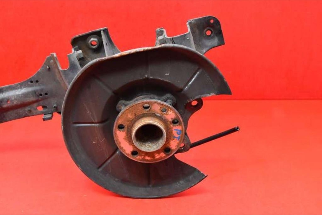 VOLVO V60 1 generation (2010-2020) Priekšējā labā riteņa rumbas vārpsta/stupica 6G915A968 24872002