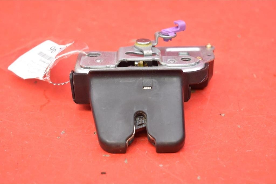 LEXUS GS 2 generation (1997-2004) Tailgate Boot Lock LEXUS 30301231