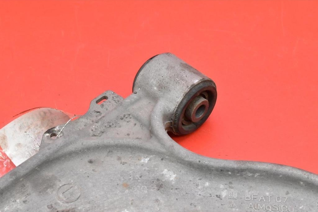 OPEL Astra K (2015-2021) Front Left Arm 32090284