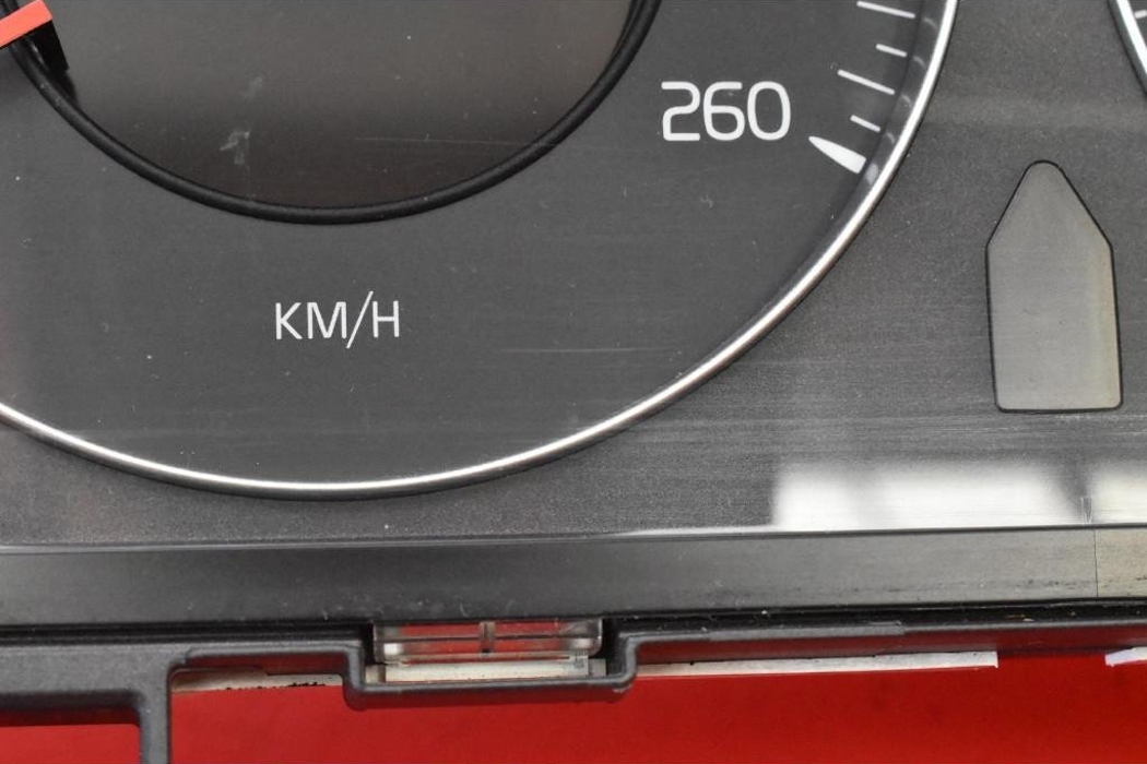 VOLVO V70 3 generation (2007-2020) Instrumentu panelis/spidometrs 30786623ab 32142632
