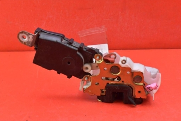 SUBARU Legacy 4 generation (2003-2009) Priekšējo labo durvju slēdzene 29393918
