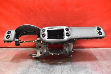 VOLKSWAGEN Tiguan 1 generation (2007-2017) Dashboard 32037666