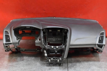 FORD Focus 2 generation (2004-2011) Dashboard 32037952