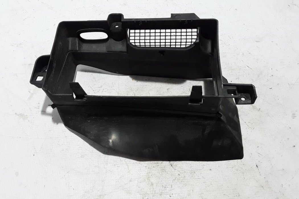 RENAULT Megane 3 generation (2008-2020) Radiator air diverter 628113910R 22453072