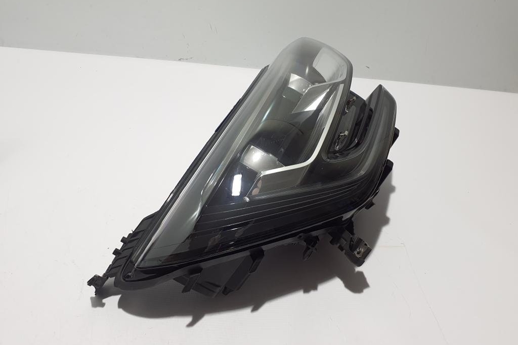 RENAULT Megane 4 generation (2016-2023) Front Right Headlight 260108478R 30417479