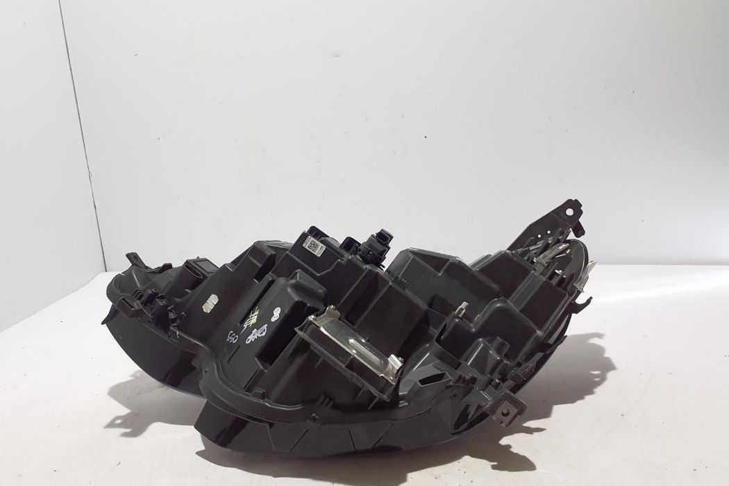 RENAULT Megane 4 generation (2016-2023) Front Right Headlight 260105675R 32046297