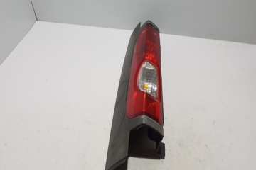 RENAULT Trafic 2 generation (2001-2015) Bakre höger bakljuslampa 265A60118R 32107755