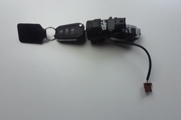 PEUGEOT 2008 1 generation (2013-2020) Aizdedzes atslēga 9673257480 30085108