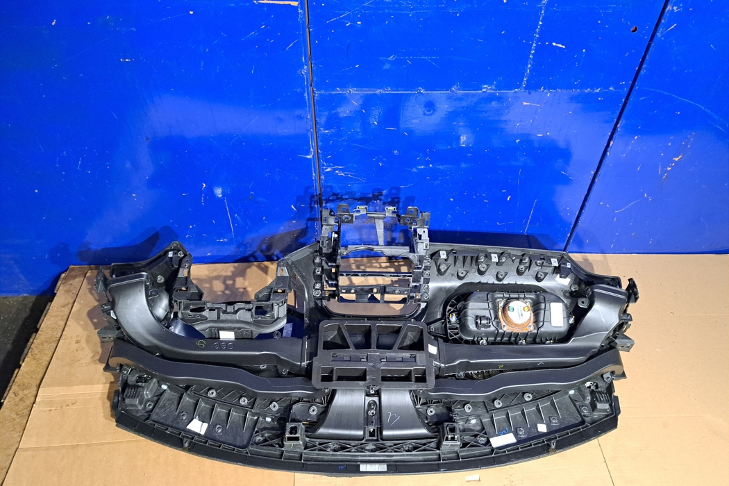 JAGUAR XE 1 generation (2014-2024) Dashboard GX63-044A74-AB,170380049 32208043