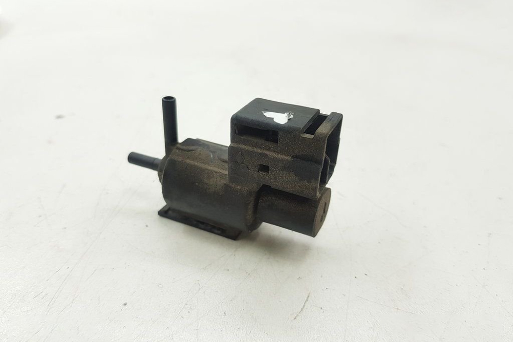 MAZDA Xedos 6 1 generation (1992-1999) Vacuum Valve K5T49099 MAZDA Xedos 6 1 generation (1992-1999) Vacuum Valve K5T49099