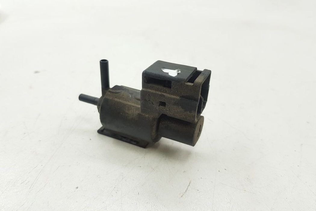 MAZDA Xedos 6 1 generation (1992-1999) Vacuum Valve K5T49099 