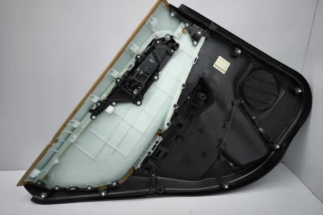 TOYOTA RAV4 5 generation (XA50) (2018-2024) Rear Right Door Panel 67613X1B18 26478706