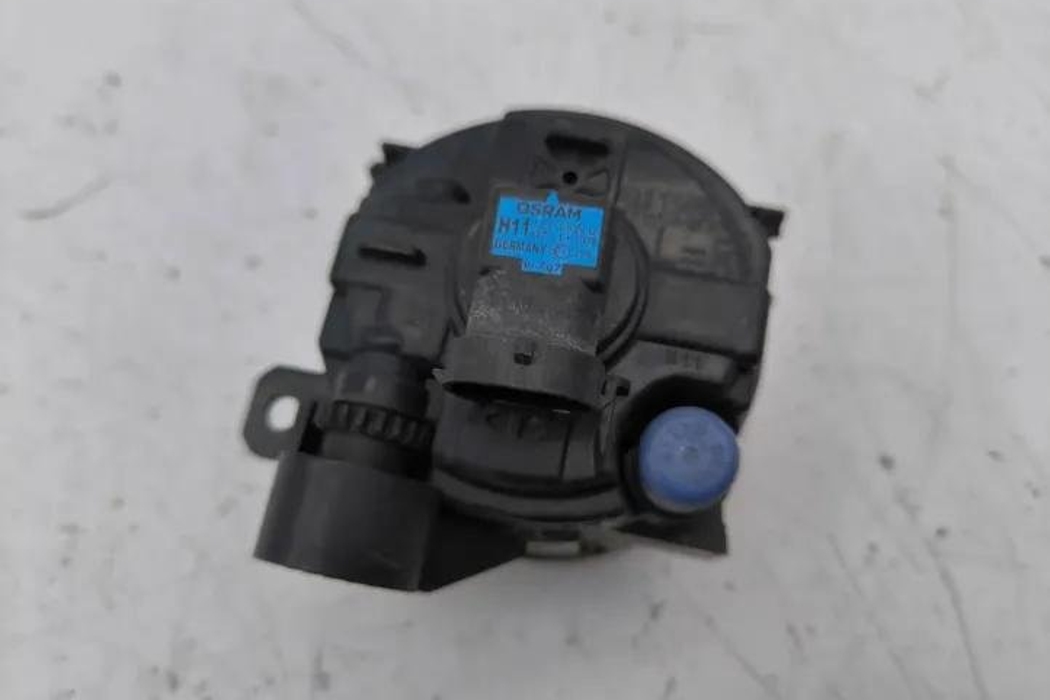 PEUGEOT 3008 2 generation (2017-2023) Front Left Fog Light 89207181 26491508